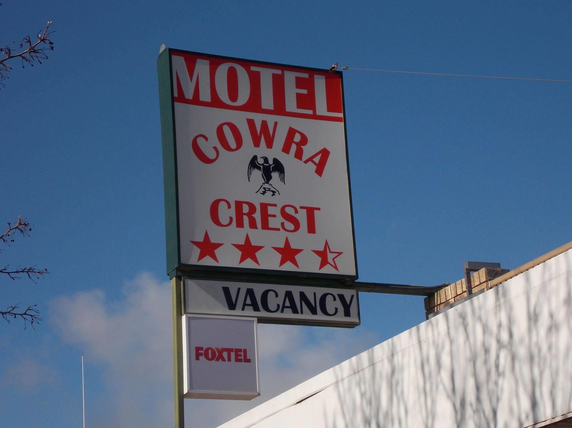 Cowra Crest Motel Exteriör bild